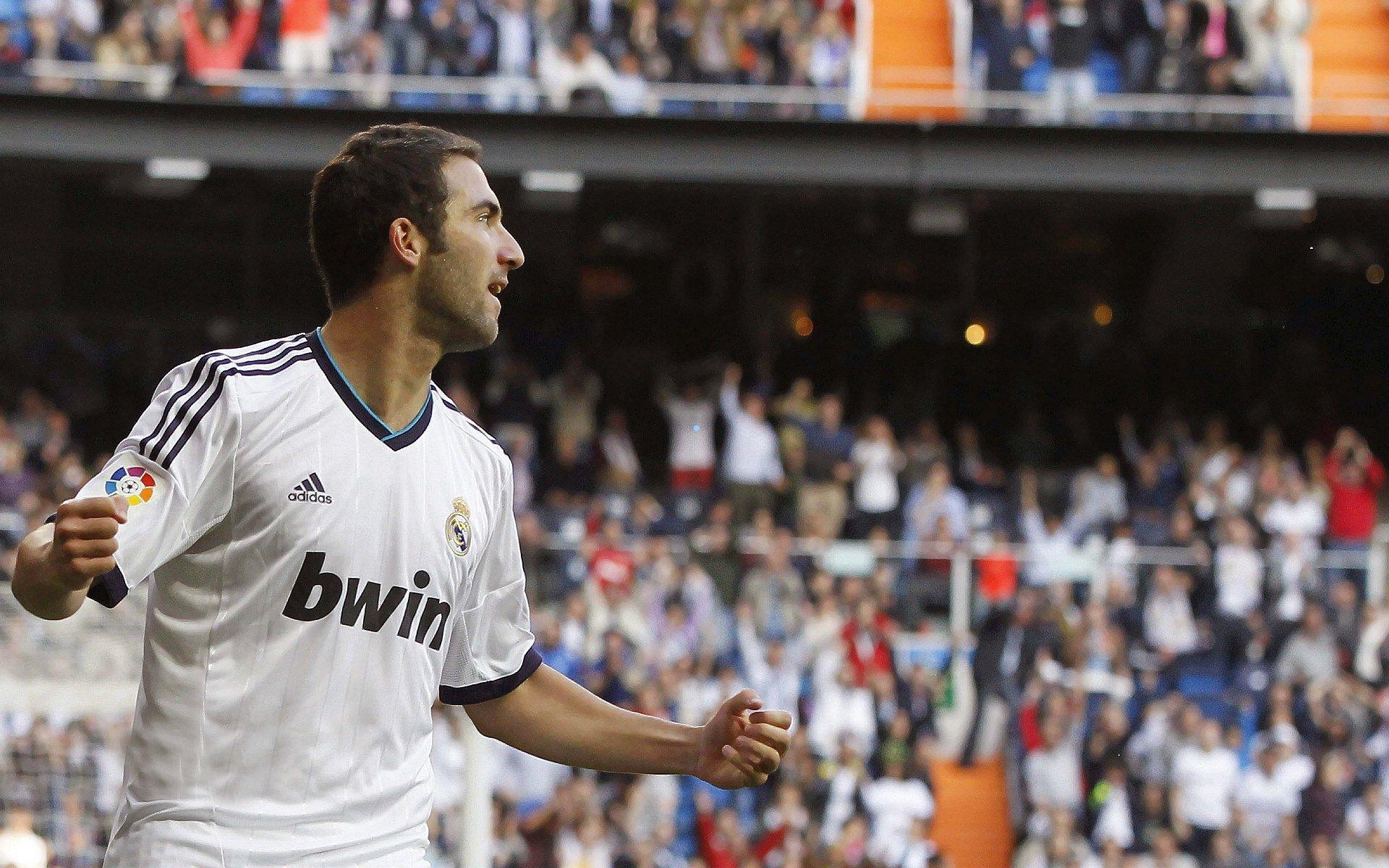 鹈鹕索价三首轮阻勇士？小波特或成关键，名记力推湖人双赢交易